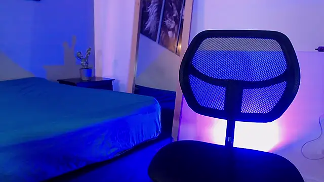 happy hot7 online show from 02/19/25, 07:17