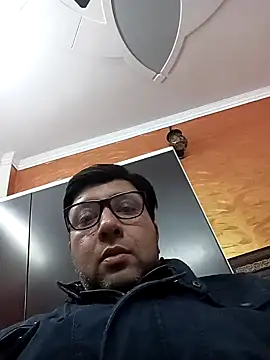 Snapshot of innocentboy1987 chatting on 02/18/25, 10:49 innocentboy1987 online show from 02/18/25, 10:49