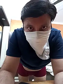 Snapshot of innocentboy1987 chatting on 03/22/25, 09:02 innocentboy1987 online show from 03/22/25, 09:02