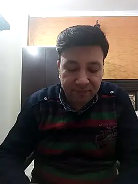 innocentboy1987 online show from 11/28/25, 04:59