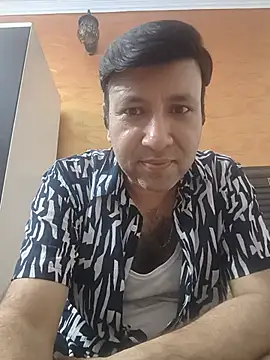 innocentboy1987 online show from 07/18/26, 04:22