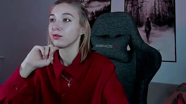 Snapshot of PhilippaAdamas chatting on 02/14/25, 05:41 PhilippaAdamas online show from 02/14/25, 05:41