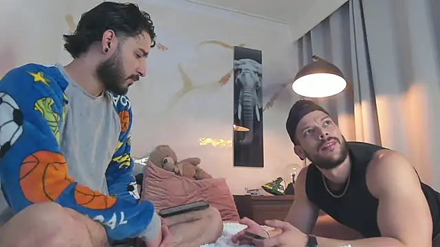 bakersboyssexys online show from 11/09/25, 12:53