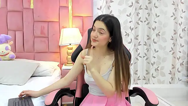 ArianaFranco online show from 03/20/25, 12:11