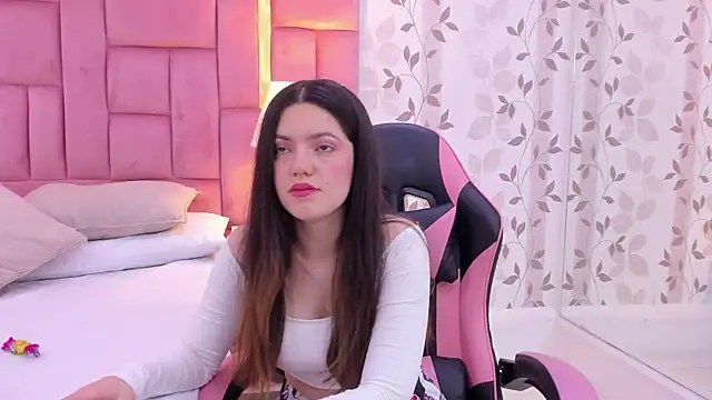 ArianaFranco online show from 11/06/25, 02:51