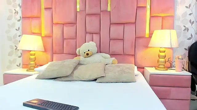 ArianaFranco online show from 04/23/26, 01:13