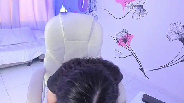 Snapshot of Isabela_Fiorelli chatting on 03/13/25, 12:35 Isabela Fiorelli online show from 03/13/25, 12:35