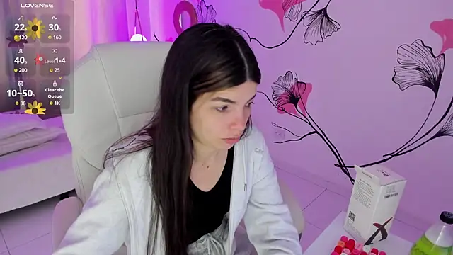 Snapshot of Isabela_Fiorelli chatting on 12/20/25, 01:18 Isabela Fiorelli online show from 12/20/25, 01:18