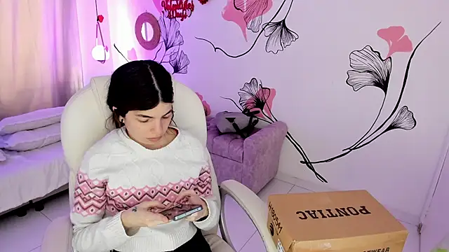 Snapshot of Isabela_Fiorelli chatting on 02/13/26, 01:29 Isabela Fiorelli online show from 02/13/26, 01:29