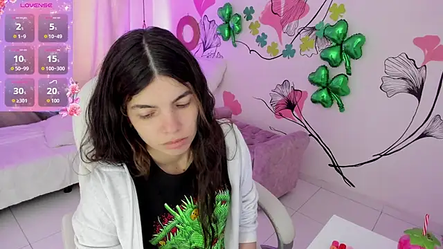 Isabela Fiorelli online show from 03/17/26, 01:36