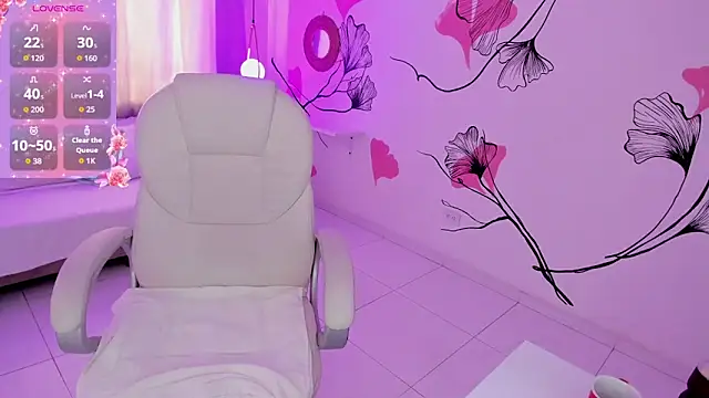 Isabela Fiorelli online show from 04/07/26, 12:49