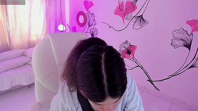 Snapshot of Isabela_Fiorelli chatting on 05/02/26, 01:49 Isabela Fiorelli online show from 05/02/26, 01:49