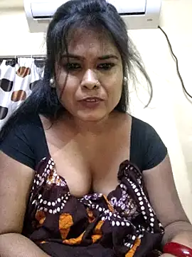 Snapshot of BOLDBEAUTY09 chatting on 02/16/25, 04:32 BOLDBEAUTY09 online show from 02/16/25, 04:32