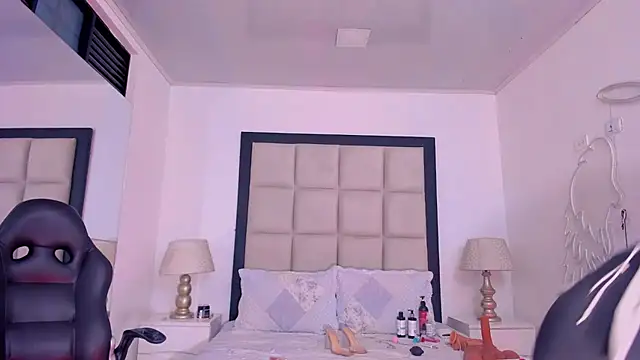 Zoe CarterX online show from 09/08/25, 07:57