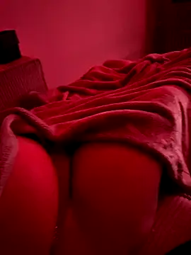 Snapshot of Princessemisse chatting on 09/25/25, 08:23 Princessemisse online show from 09/25/25, 08:23