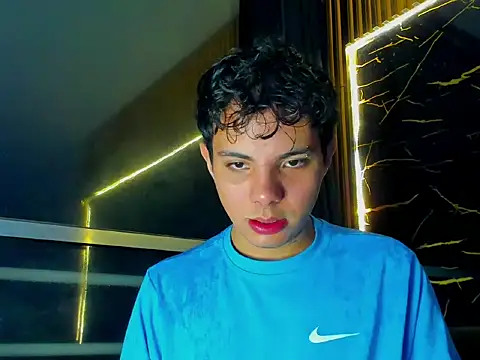 Alessandro 1610 online show from 06/18/26, 04:46