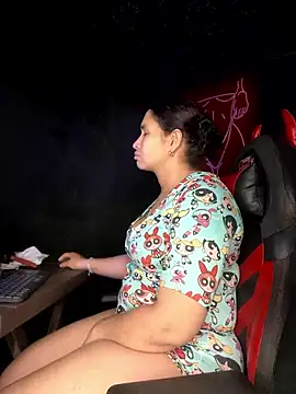 Carola-Ross online show from 03/19/25, 08:23