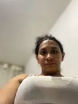 Carola-Ross online show from 09/22/25, 02:02