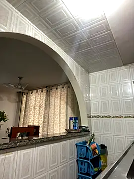 Carola-Ross online show from 10/24/25, 05:31