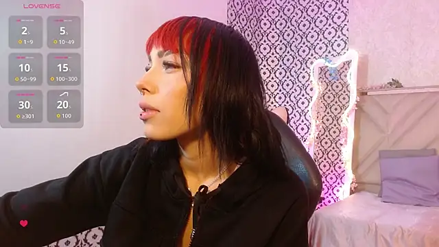 Snapshot of Issa_tay1 chatting on 06/04/26, 03:12 Issa tay1 online show from 06/04/26, 03:12