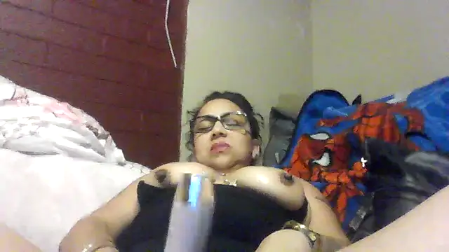 Snapshot of SweetSexyLatina chatting on 04/12/26, 02:22 SweetSexyLatina online show from 04/12/26, 02:22