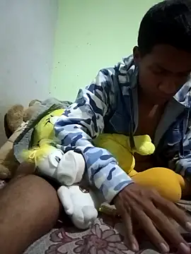 jr121221 online show from 02/11/25, 05:47