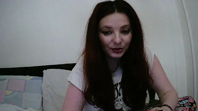 Snapshot of caty33 chatting on 02/24/25, 05:53 caty33 online show from 02/24/25, 05:53