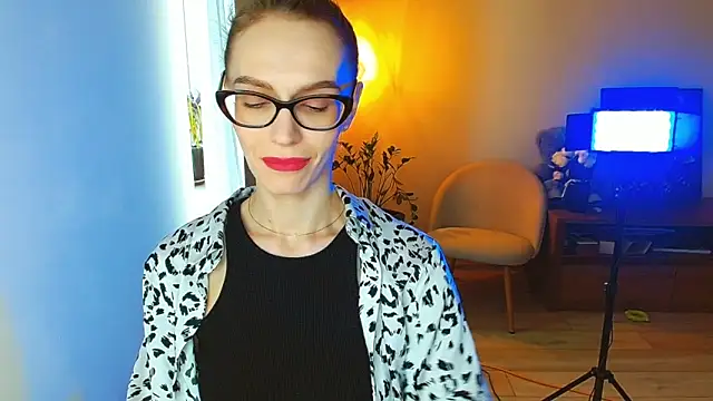 Lady Sunshine  online show from 03/13/26, 07:48