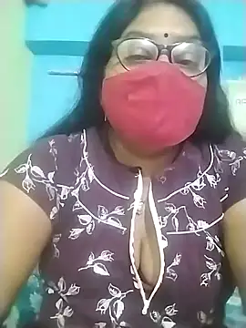 Snapshot of fuunalka chatting on 10/15/25, 10:32 fuunalka online show from 10/15/25, 10:32