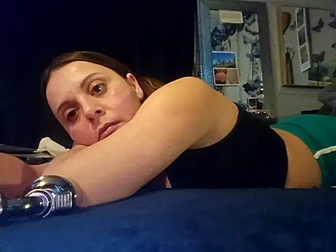 ShysluutGia online show from 11/23/25, 01:22