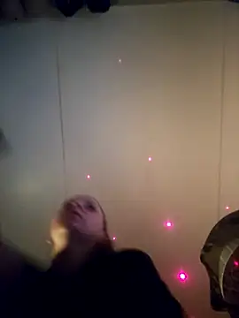 ShysluutGia online show from 12/18/25, 10:32