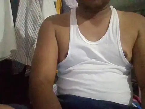 Snapshot of Mohan_Patel_35 chatting on 10/07/25, 04:37 Mohan Patel 35 online show from 10/07/25, 04:37