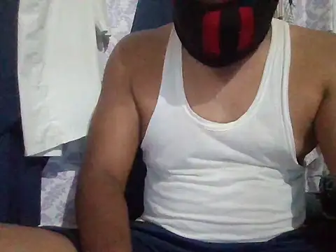 Snapshot of Mohan_Patel_35 chatting on 10/13/25, 05:02 Mohan Patel 35 online show from 10/13/25, 05:02