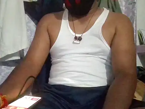 Snapshot of Mohan_Patel_35 chatting on 10/15/25, 05:24 Mohan Patel 35 online show from 10/15/25, 05:24