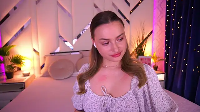 Snapshot of LindsieGreyy chatting on 03/02/26, 07:09 LindsieGreyy online show from 03/02/26, 07:09