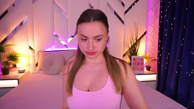 Snapshot of LindsieGreyy chatting on 03/05/26, 07:15 LindsieGreyy online show from 03/05/26, 07:15