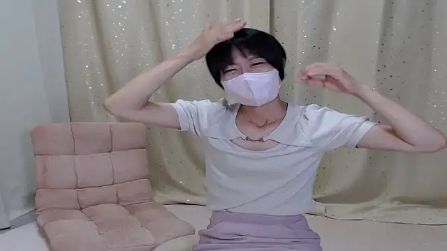 Snapshot of ASAHI_chan chatting on 09/22/25, 12:29 ASAHI chan online show from 09/22/25, 12:29