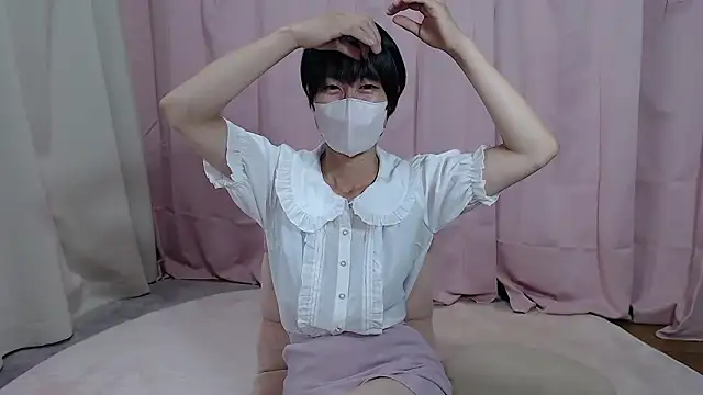 Snapshot of ASAHI_chan chatting on 10/10/25, 12:26 ASAHI chan online show from 10/10/25, 12:26