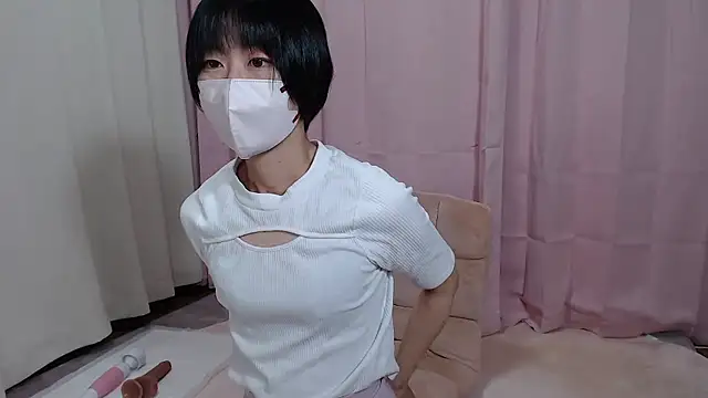 Snapshot of ASAHI_chan chatting on 10/23/25, 12:26 ASAHI chan online show from 10/23/25, 12:26