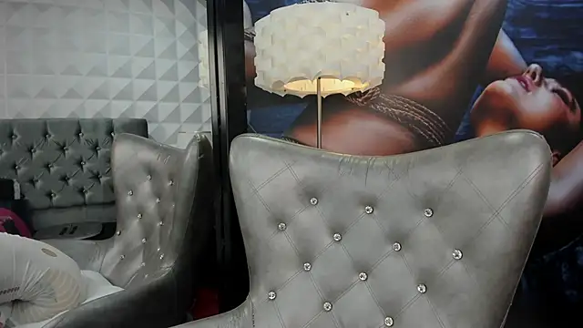 Snapshot of miss___angel chatting on 09/20/25, 06:09 miss angel online show from 09/20/25, 06:09