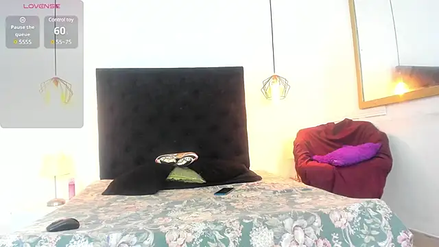 Snapshot of ChanelleJohnson_ chatting on 03/19/25, 09:06 ChanelleJohnson online show from 03/19/25, 09:06