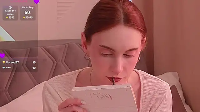 Snapshot of JoYung chatting on 03/18/25, 07:41 JoYung online show from 03/18/25, 07:41