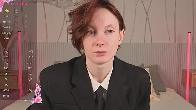 Snapshot of JoYung chatting on 10/17/25, 04:26 JoYung online show from 10/17/25, 04:26