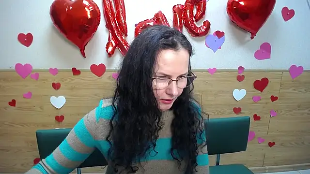 Miroslava Happi online show from 03/21/25, 09:45