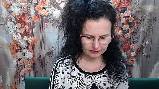 Miroslava Happi online show from 04/19/26, 05:29