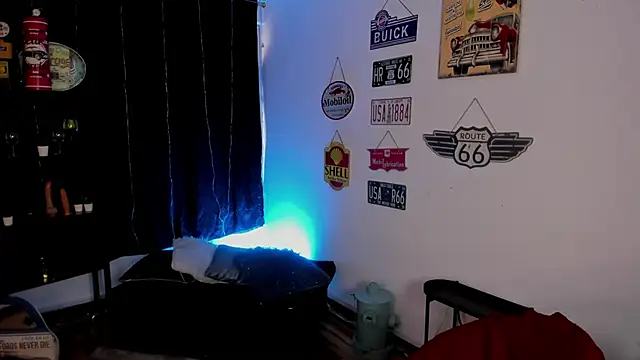 anuvyz miller  online show from 04/13/26, 01:16