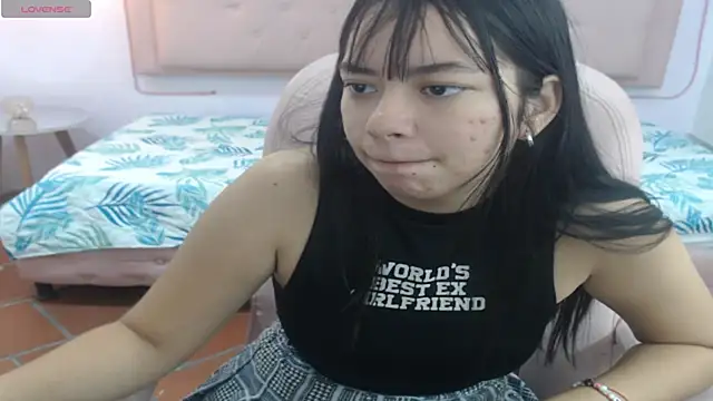 honnielane online show from 02/13/25, 12:43