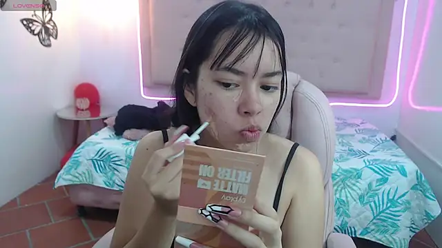 honnielane online show from 02/20/25, 12:36