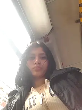 CHLOE ISABELL online show from 02/17/25, 02:37