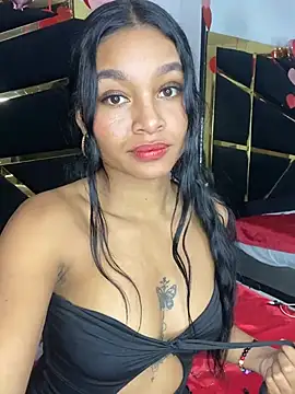 Snapshot of Lynda_Bonnie chatting on 02/28/25, 03:26 Lynda Bonnie online show from 02/28/25, 03:26